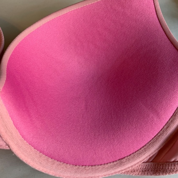 PINK V.S. PINK UNDERWIRE BRA SIZE 32D - Picture 4 of 8